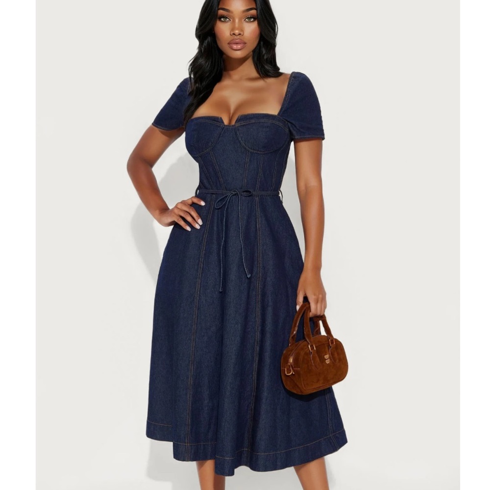 Denim Midi Dress with Sweetheart Neckline - Navy